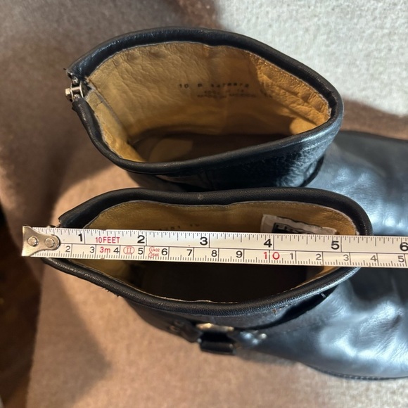FRYE Sz 10B Harness Short Shaft Leather Boots With Zipper Back Closure - Picture 6 of 15
